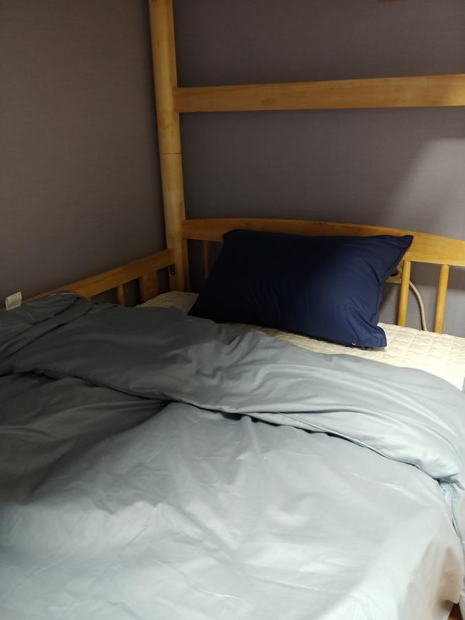 Four Season Guest House Busan Bagian luar foto
