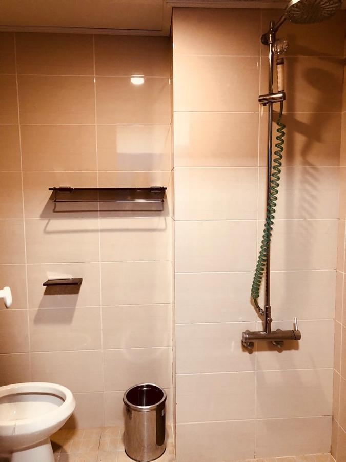 Four Season Guest House Busan Bagian luar foto